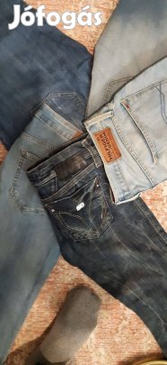 Eladó női nadrágok!