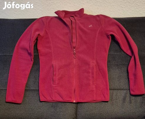 Eladó női ruhák és cipő