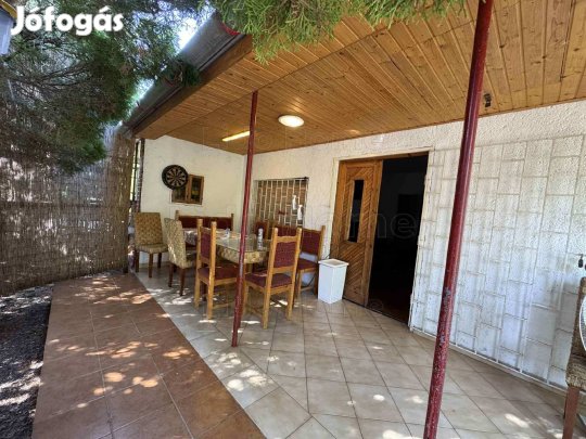 Eladó nyaraló Balatonvilágoson!