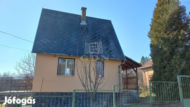 Eladó nyaraló Mályi, Pázsit utca