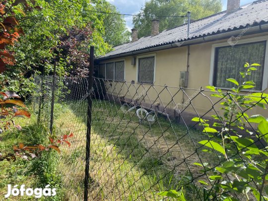 Eladó nyaraló Mályiban  a tóparttól 200 méterre! Ritka lehetőség!