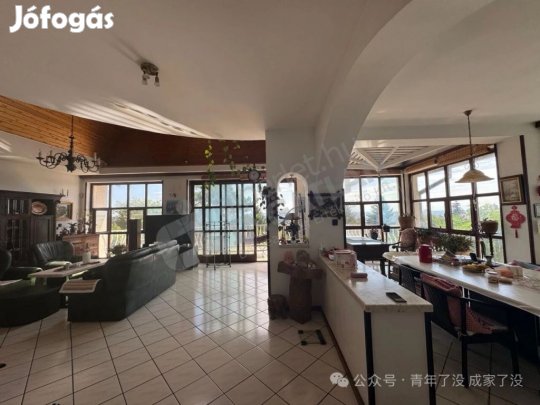 Eladó önálló családi ház a III. kerületben, Remetehegyi úton