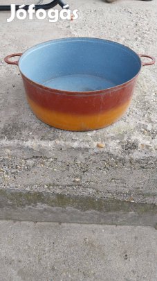 Eladó öntött vas lábas 25l