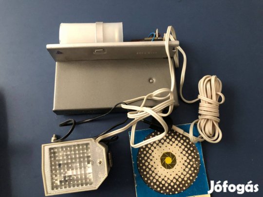 Eladó orosz/szovjet Csajka vaku tokkal