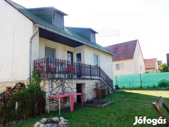 Eladó ötszobás családi ház Balatonudvariban, közel a Balatonparthoz