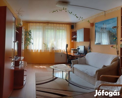 Eladó panel lakás, Budapest III. Békásmegyer