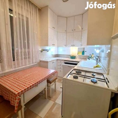 Eladó panellakás Győr-Marcalváros I. városrészen!