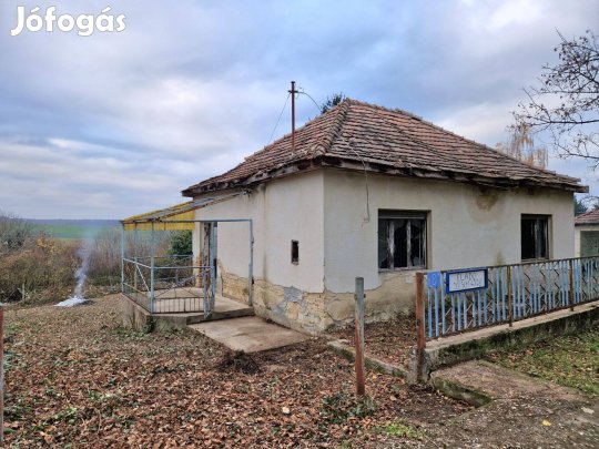 Eladó panorámás családi ház Zselickisfaludon