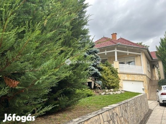 Eladó panorámás családiház Gödöllő, Blahán