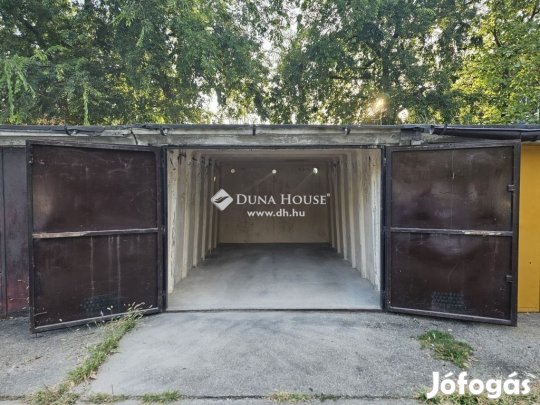 Eladó parkoló, Miskolc