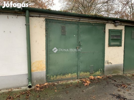 Eladó parkoló, Székesfehérvár