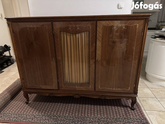 Eladó polcos komód/ szekrény