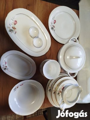 Eladó porcelán Hazimeh japán 4 személyes étkészlet
