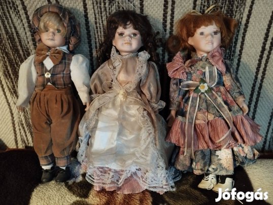 Eladó porcelán fejű babák