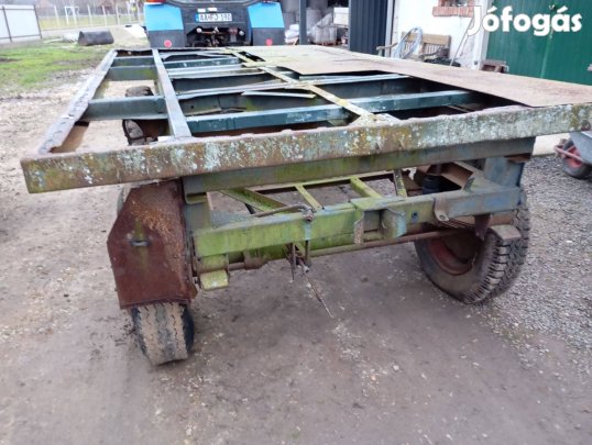 Eladó pótkocsi