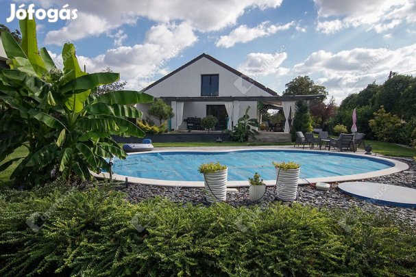 Eladó prémium kategóriás családi ház Öreghegyen!