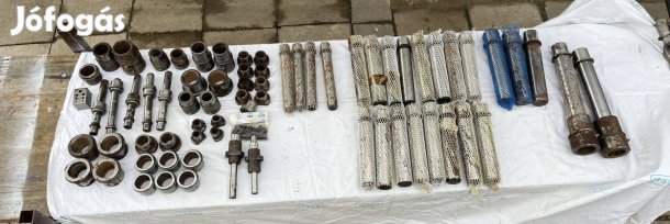 Eladó présszerszám kiegészítő eszközök ipari felhasználásra