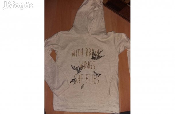 Eladó pulóver 128-as méretben