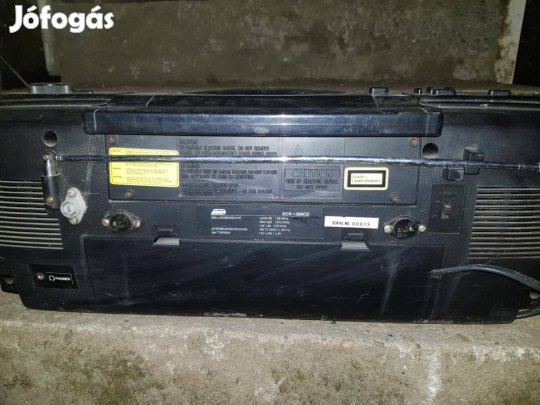 Eladó rádiós cd kazettás magnó (MTO)