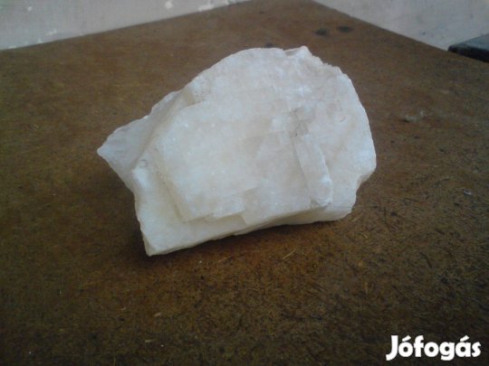 Eladó régi ásvány