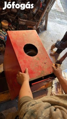 Eladó régi vegyes tüzelésű kazán