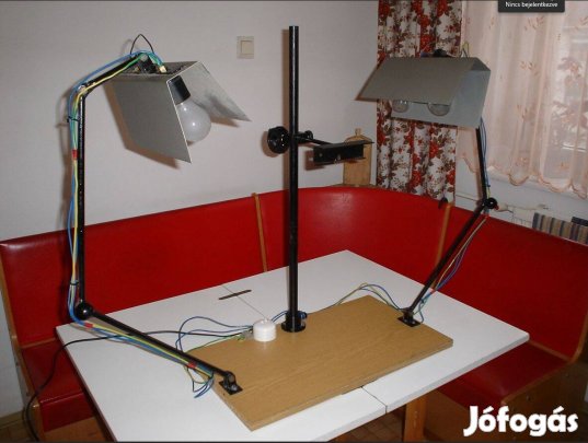 Eladó repróállvány