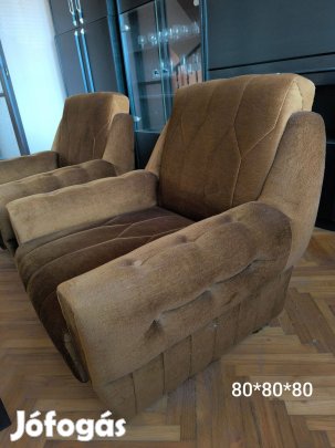 Eladó retró fotelek