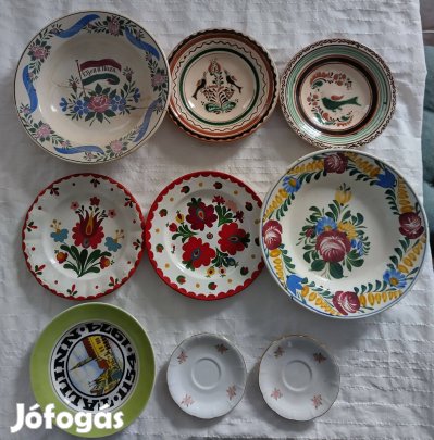 Eladó retró tányérok