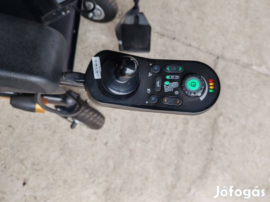 Eladó rokkant kocsi