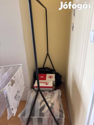 Eladó ruha állvány