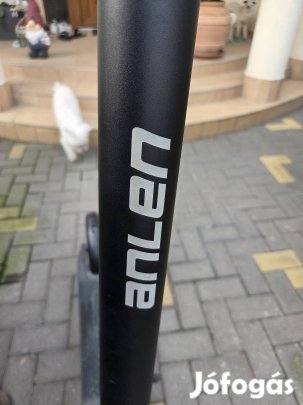Eladó saját használatból  egy Anlen elektromos roller.