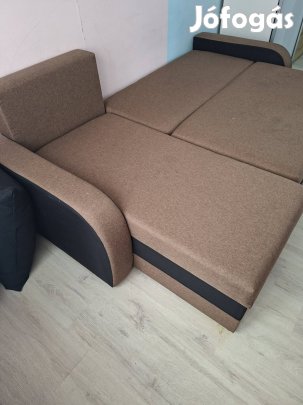 Eladó sarokülő