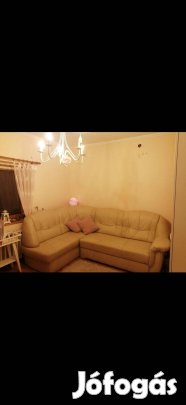 Eladó sarokülőgarnitúra