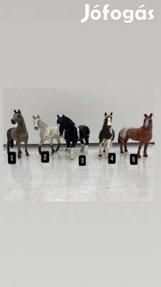 Eladó schleich lovak!