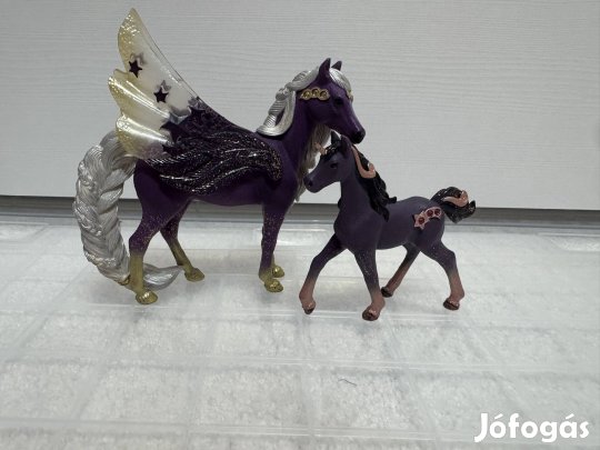 Eladó schleich unikornis család!