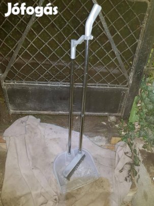 Eladó seprű, söprű és lapát