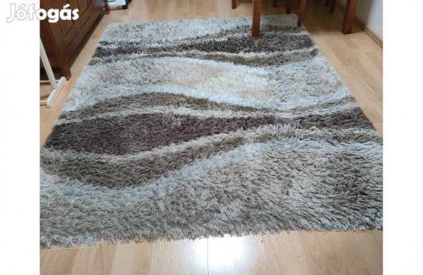 Eladó shaggy szőnyeg 160x230
