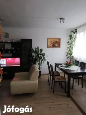 Eladó sorház Nyíregyháza Ságvári kertváros