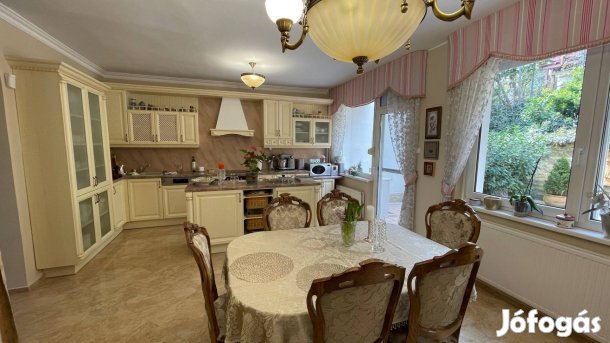 Eladó sorház Szekszárdon