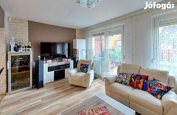 Eladó sorházi ház Budapest XV. kerületében, kedvelt kertvárosi