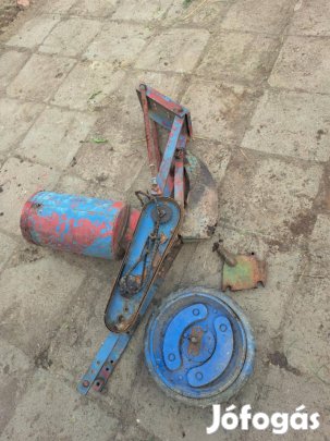 Eladó spc alkatrészek 