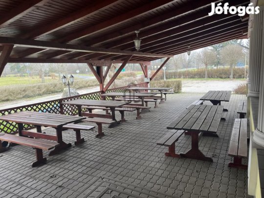 Eladó szálláshely Hosszúvölgy