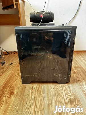 Elado számitogepem es monitorom