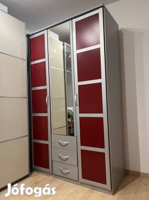 Eladó szekrény