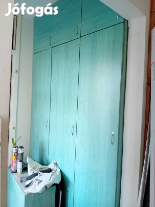 Eladó szekrény