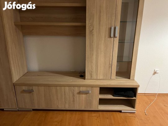 Eladó szekrénysor