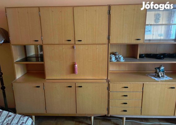 Eladó szekrénysor Hajdu bútor fából készült