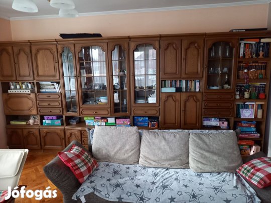 Eladó szekrénysor tv állvánnyal Lefoglalva!!!