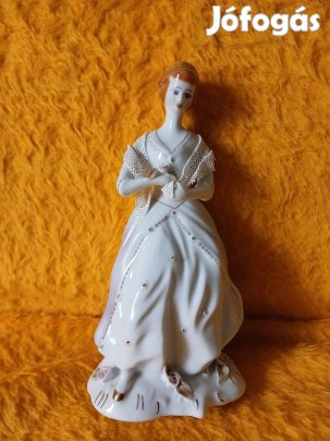Eladó szép porcelán női alak