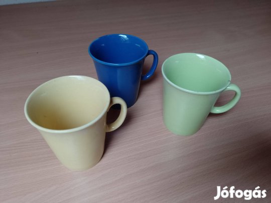 Eladó szines kávés bögre Zalaegerszegen